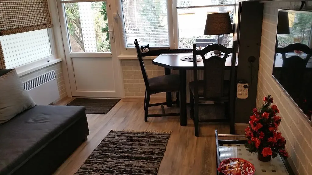 Apartment Patricia With Garden Budapest