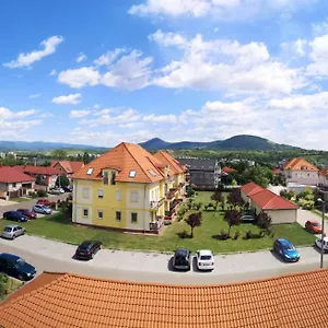 Orsika Hilltop Apartament Eger