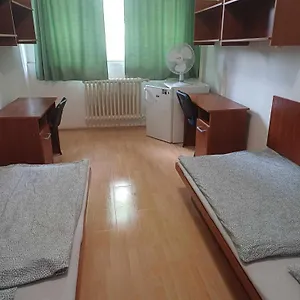 Obudai Diakszallo Hostel
